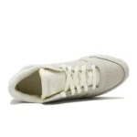 Classic Leather – Image 4