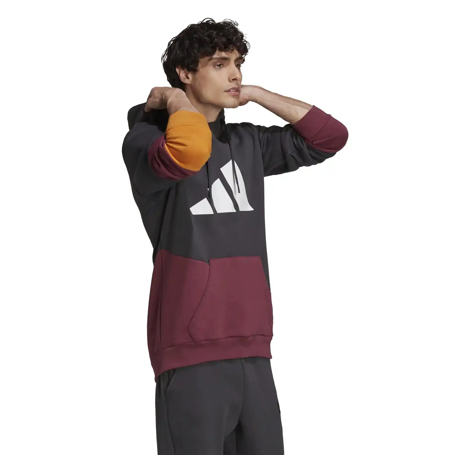 H39767_A M Fi Cb Oh – Image 1